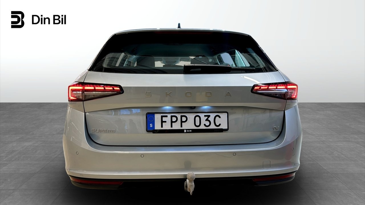 Skoda Superb Selection 2025, bild 5/10