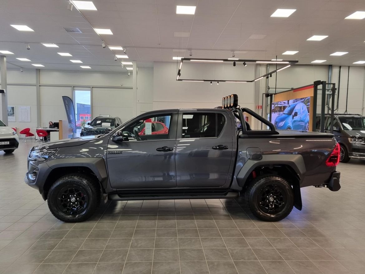 Toyota Hilux GR Sport 2026, bild 2/10