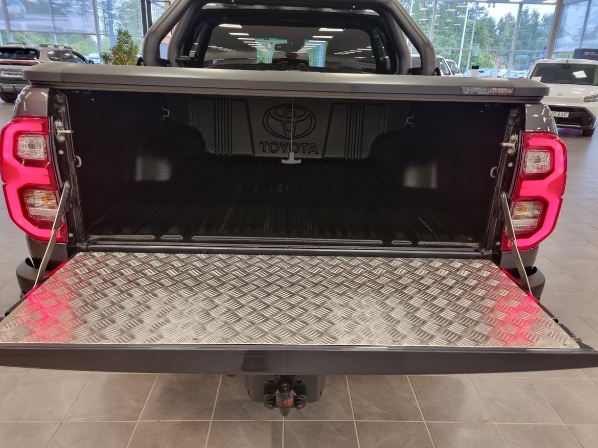 Toyota Hilux GR Sport 2026, bild 6/10