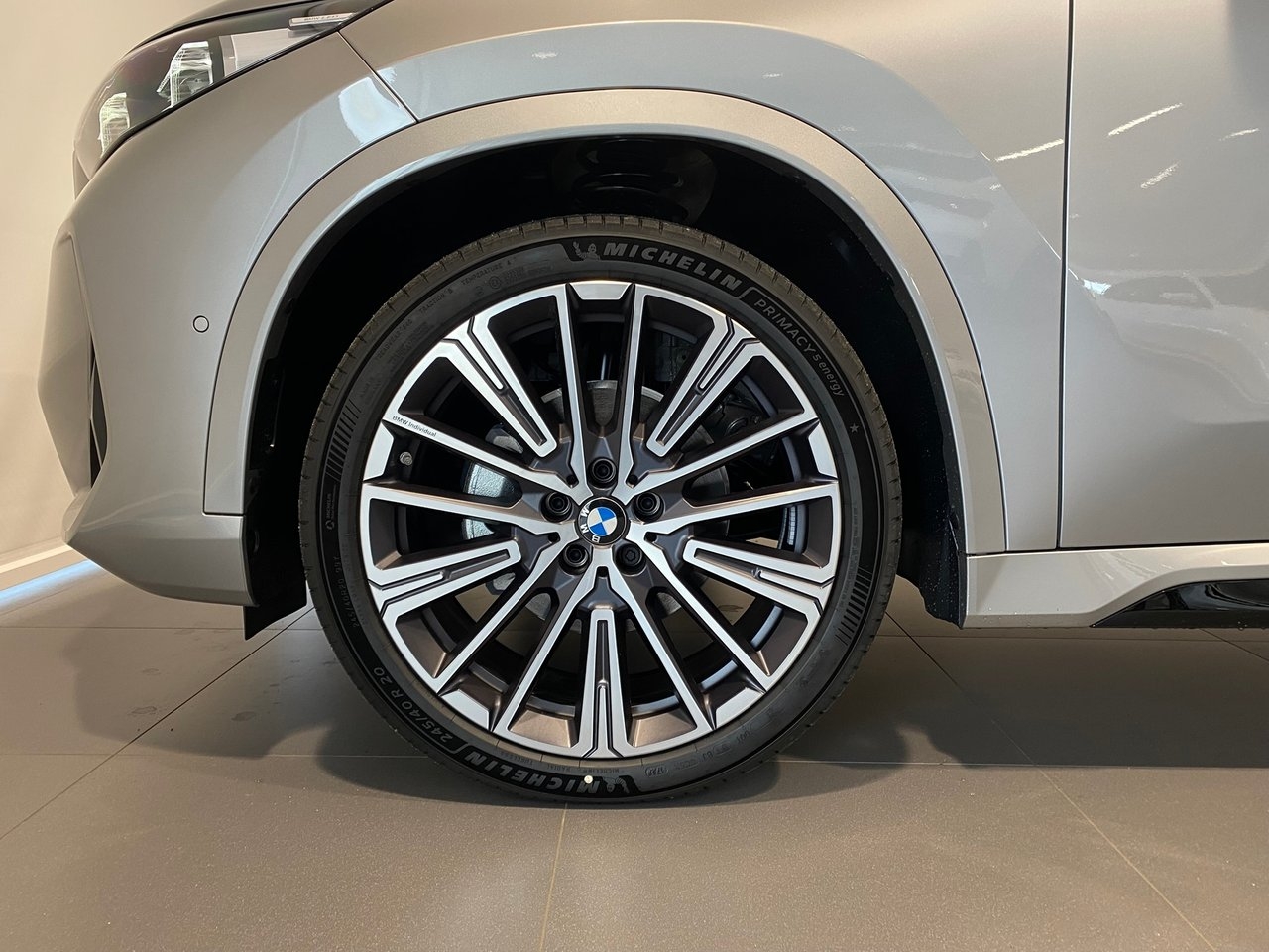 BMW iX1 20 M Sport 2027, bild 3/10