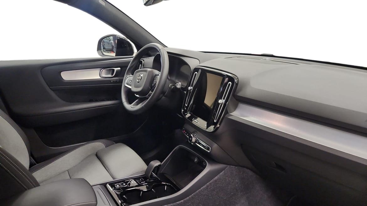 Volvo XC40 B4 Plus Dark 2026, bild 5/10