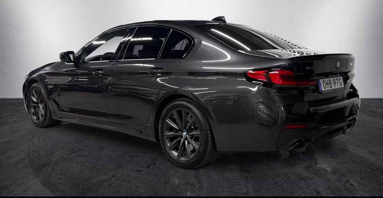 BMW 545