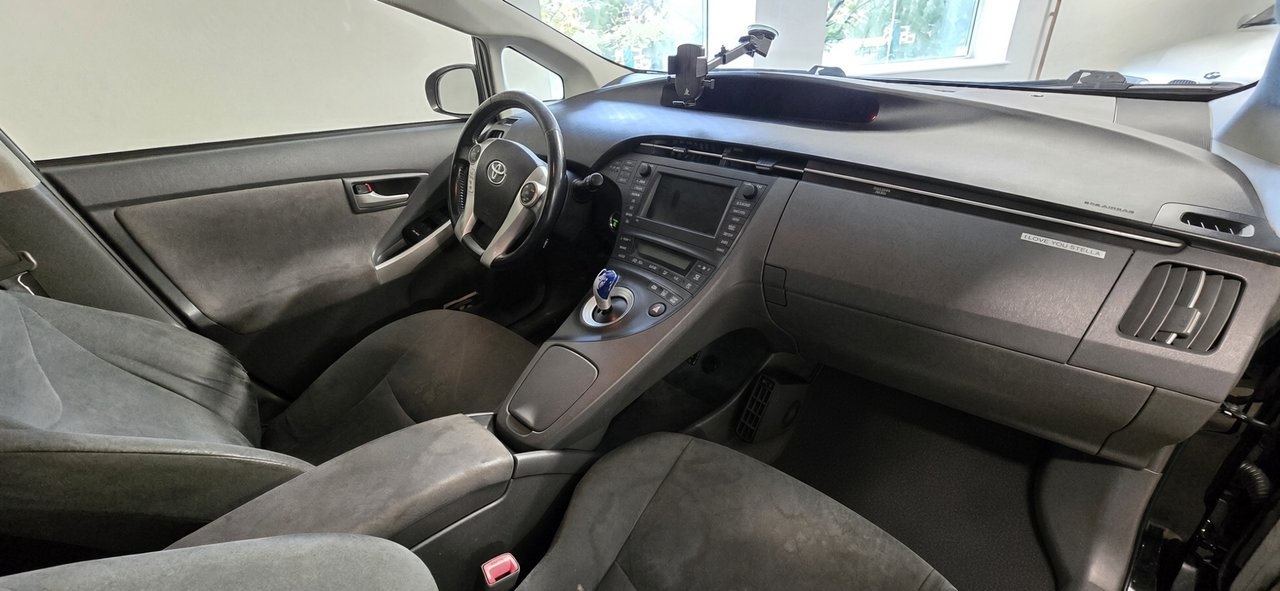 Toyota Prius 1.8 Hybrid 2010, bild 5/7