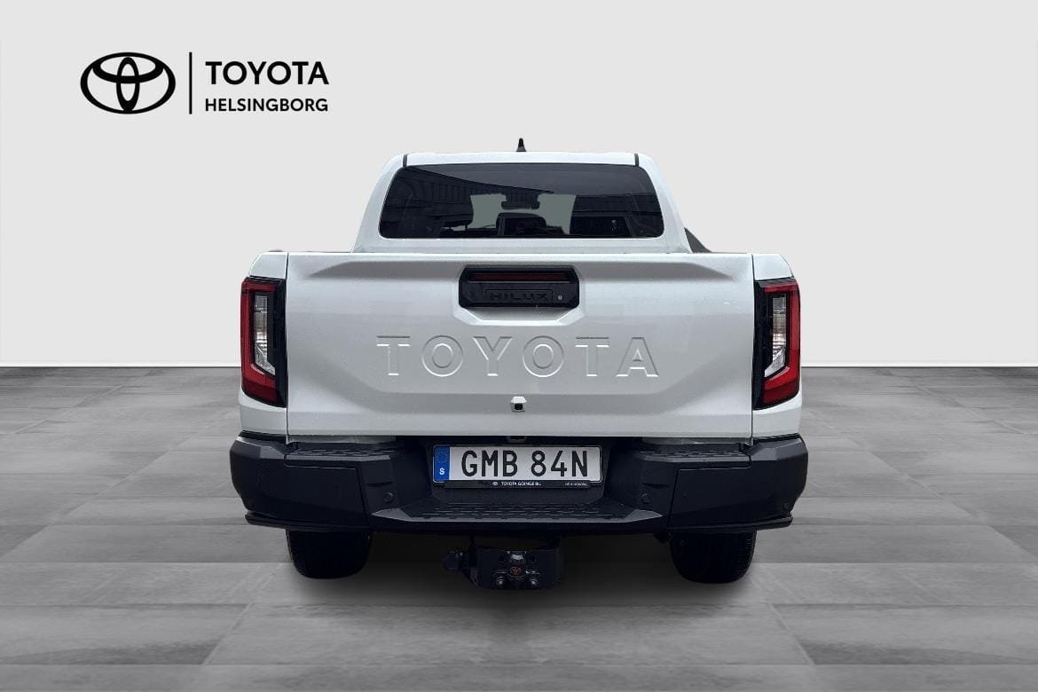 Toyota Hilux 2026, photo 6/10