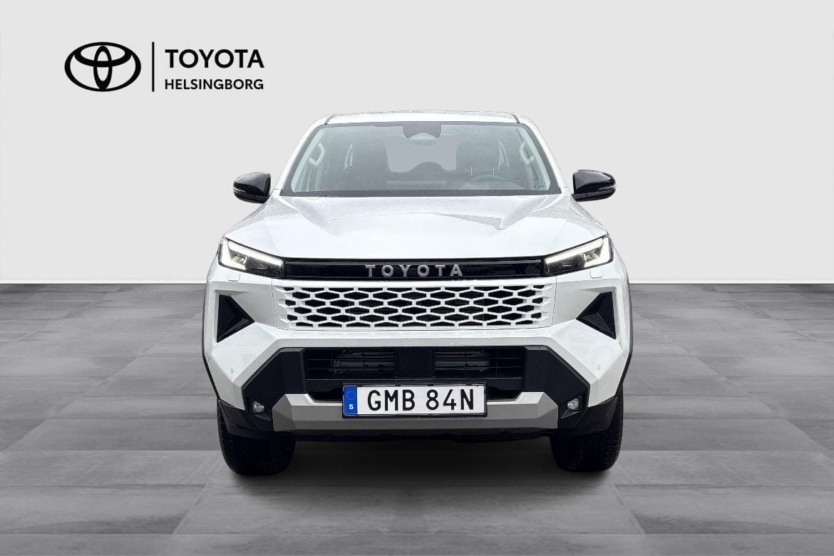 Toyota Hilux 2026, photo 2/10