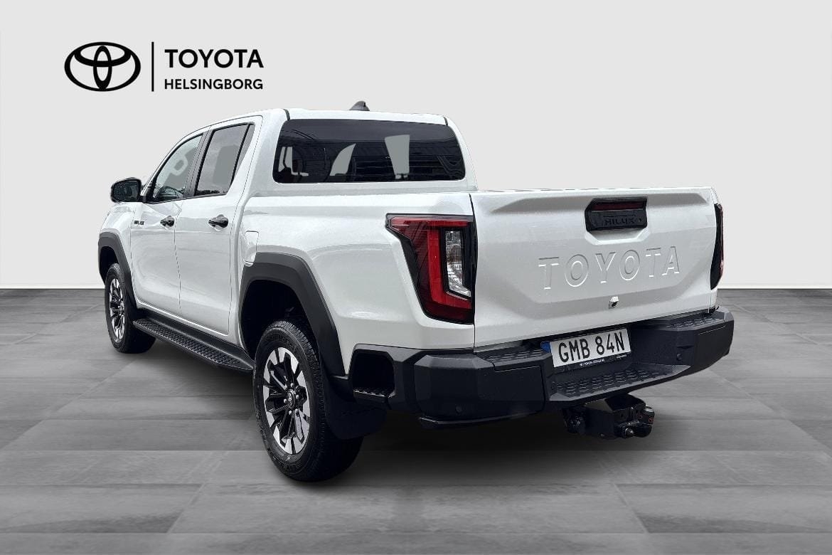 Toyota Hilux 2026, photo 7/10