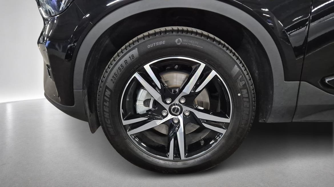 Volvo XC40 B4 Plus Dark 2026, kuva 10/10