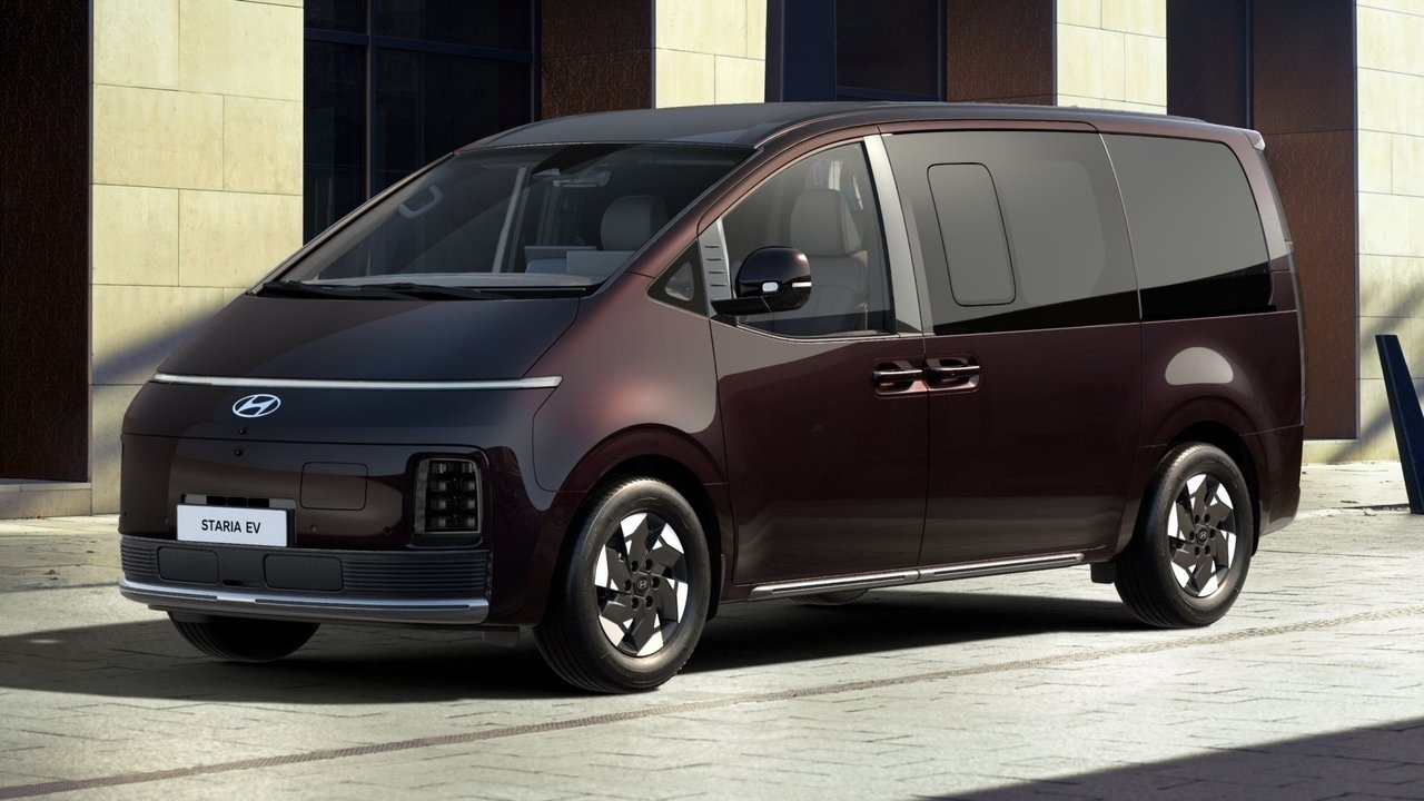 Hyundai Staria