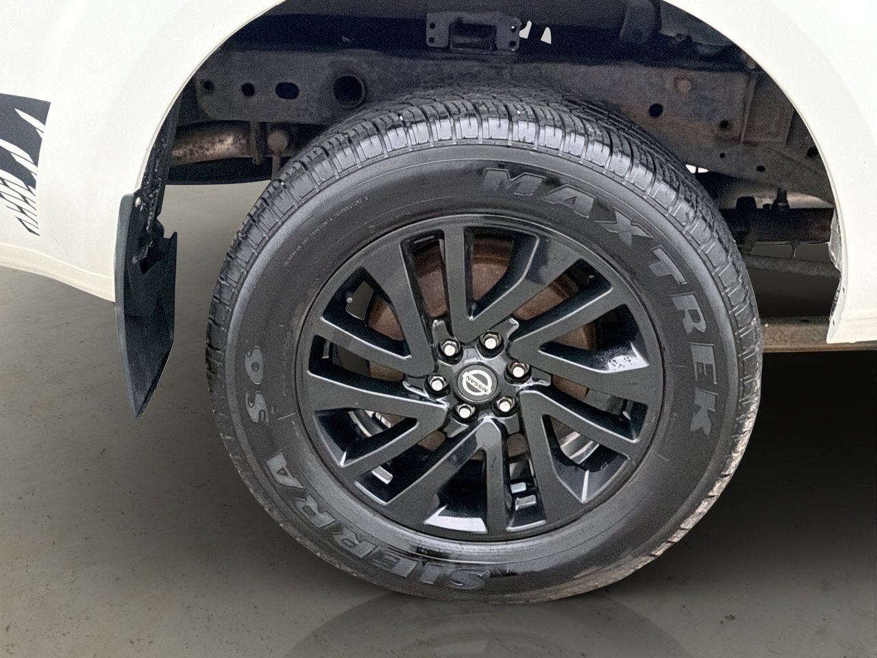 Nissan Navara 2.3 dCi N-GUARD 2019, kuva 34/35