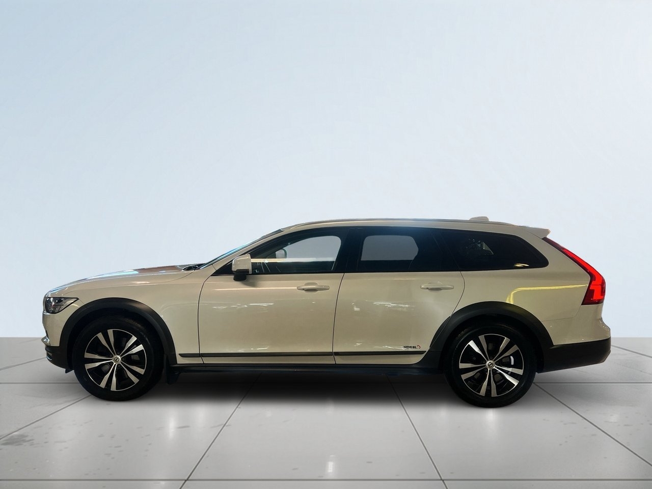 Volvo V90 Cross Country D4 Advanced 2020, bild 4/20