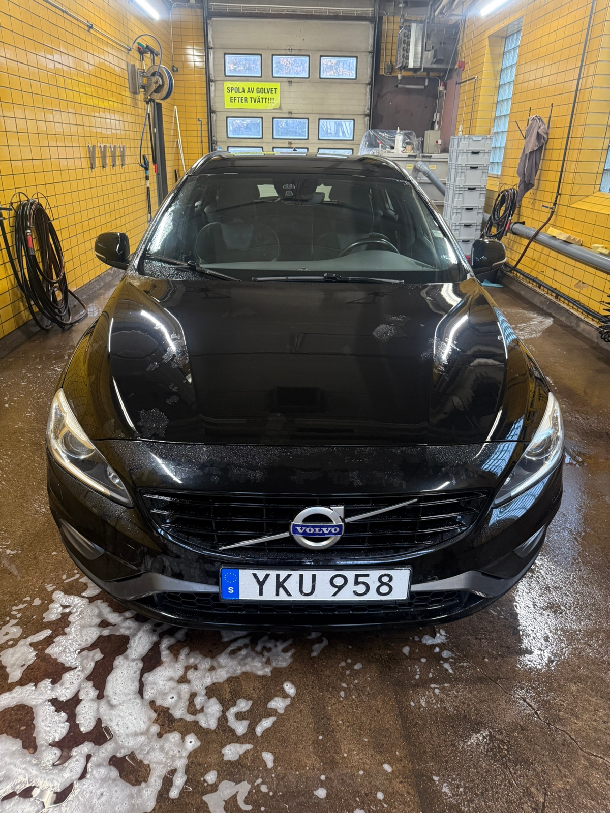 Volvo V60 2017, bild 2/9