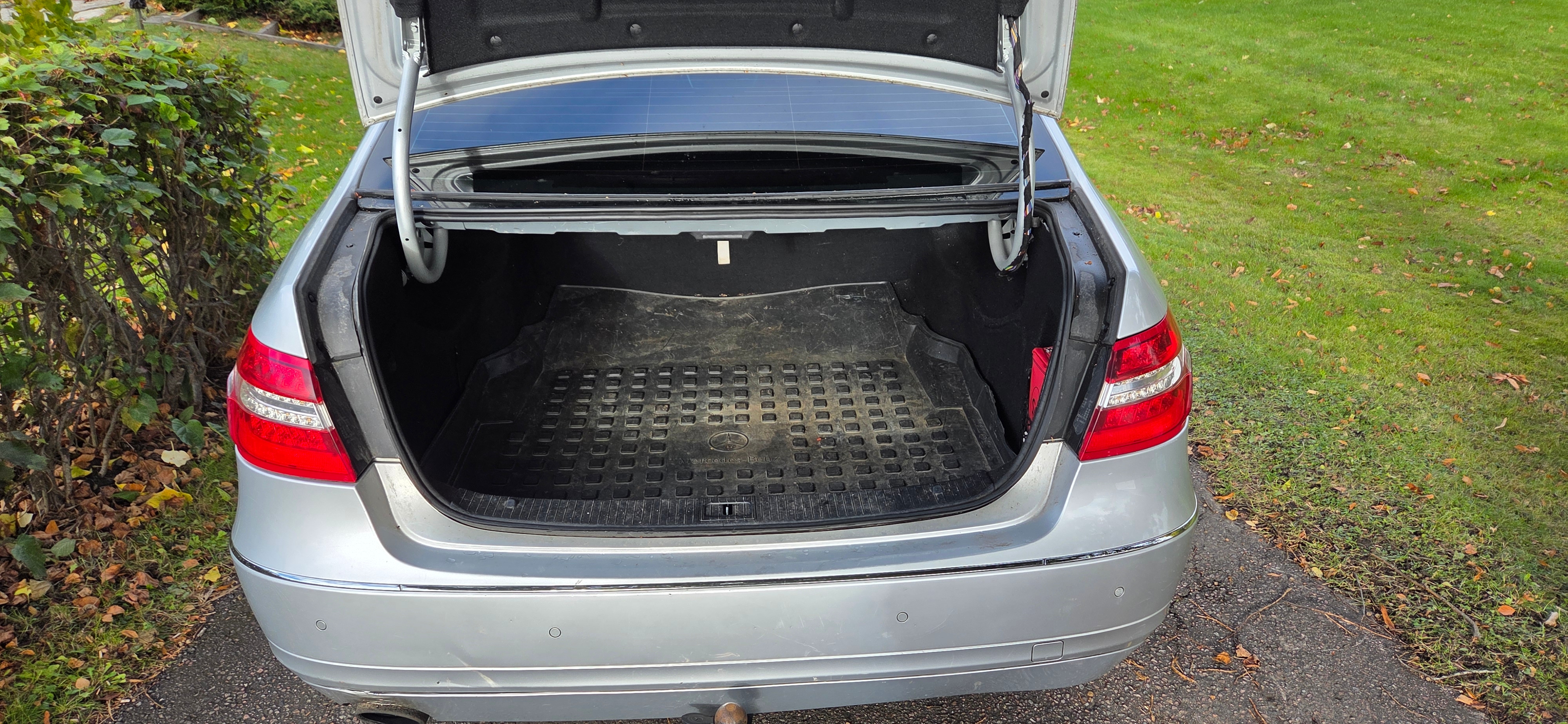 Mercedes-Benz E 250 2011, bild 5/9