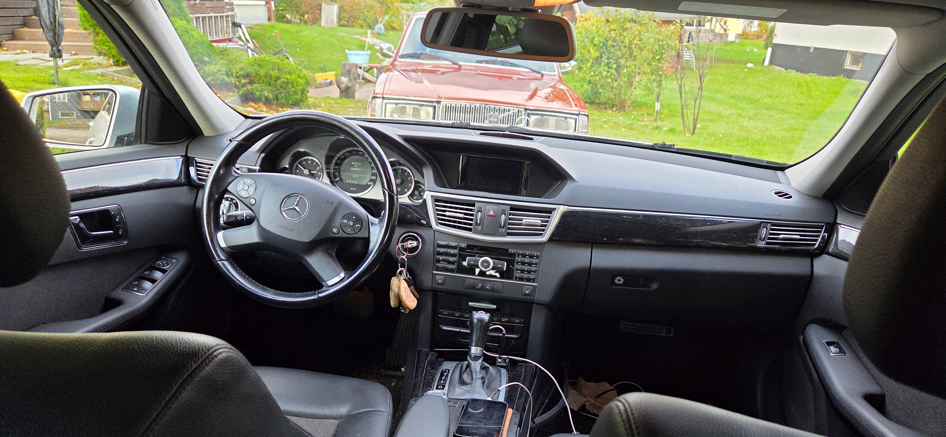Mercedes-Benz E 250 2011, bild 7/9