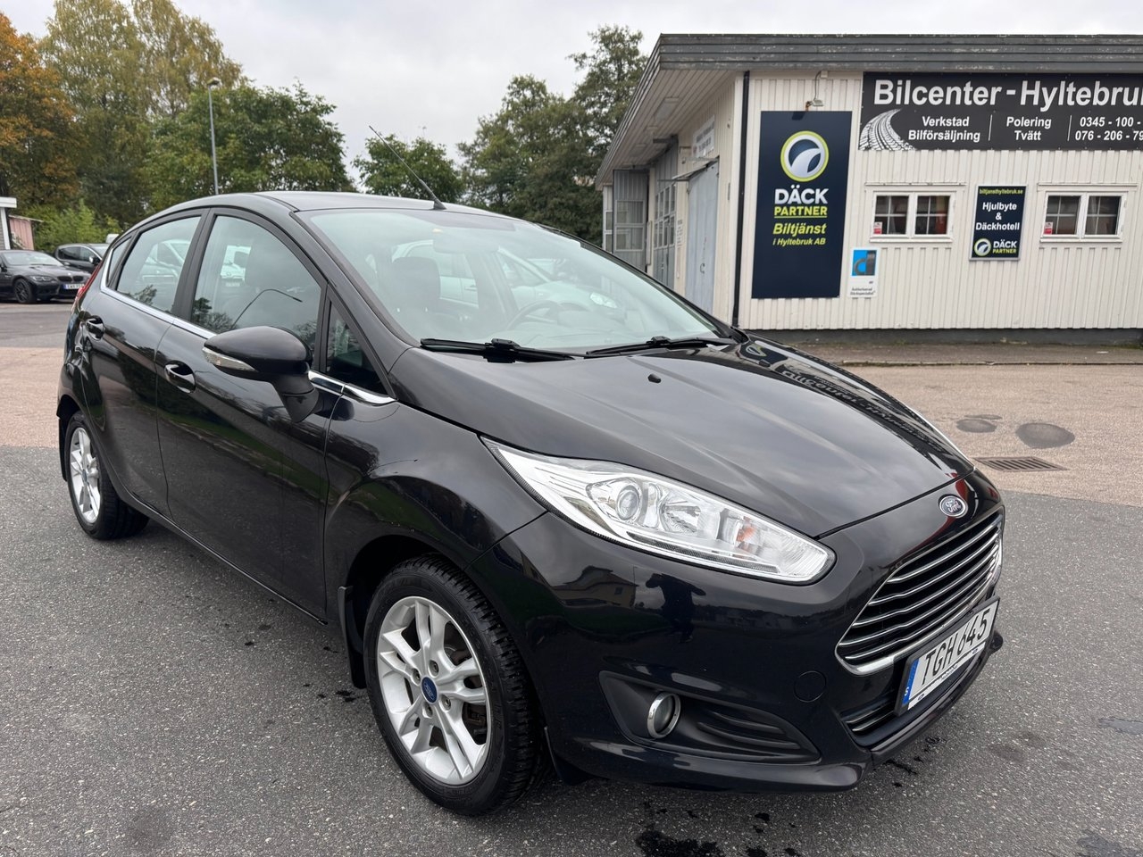Ford Fiesta 1.0 EcoBoost Titanium 2016, bild 2/10