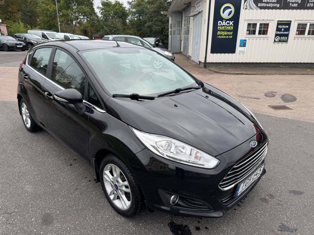 Ford Fiesta 1.0 EcoBoost Titanium 2016, bild 7/10