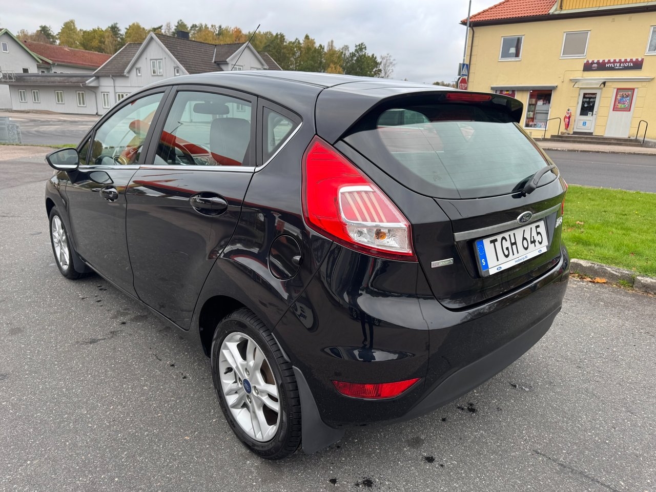 Ford Fiesta 1.0 EcoBoost Titanium 2016, bild 4/10