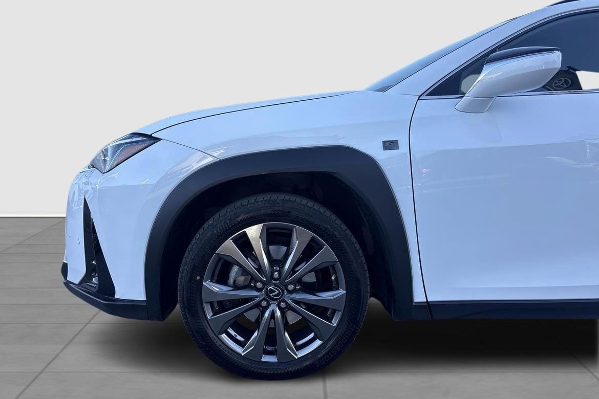 Lexus UX 250h F Sport 2022, bild 6/10