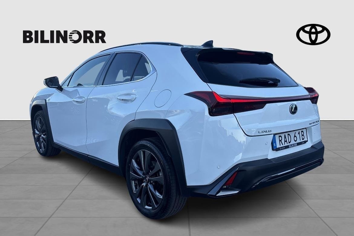 Lexus UX 250h F Sport 2022, bild 4/10