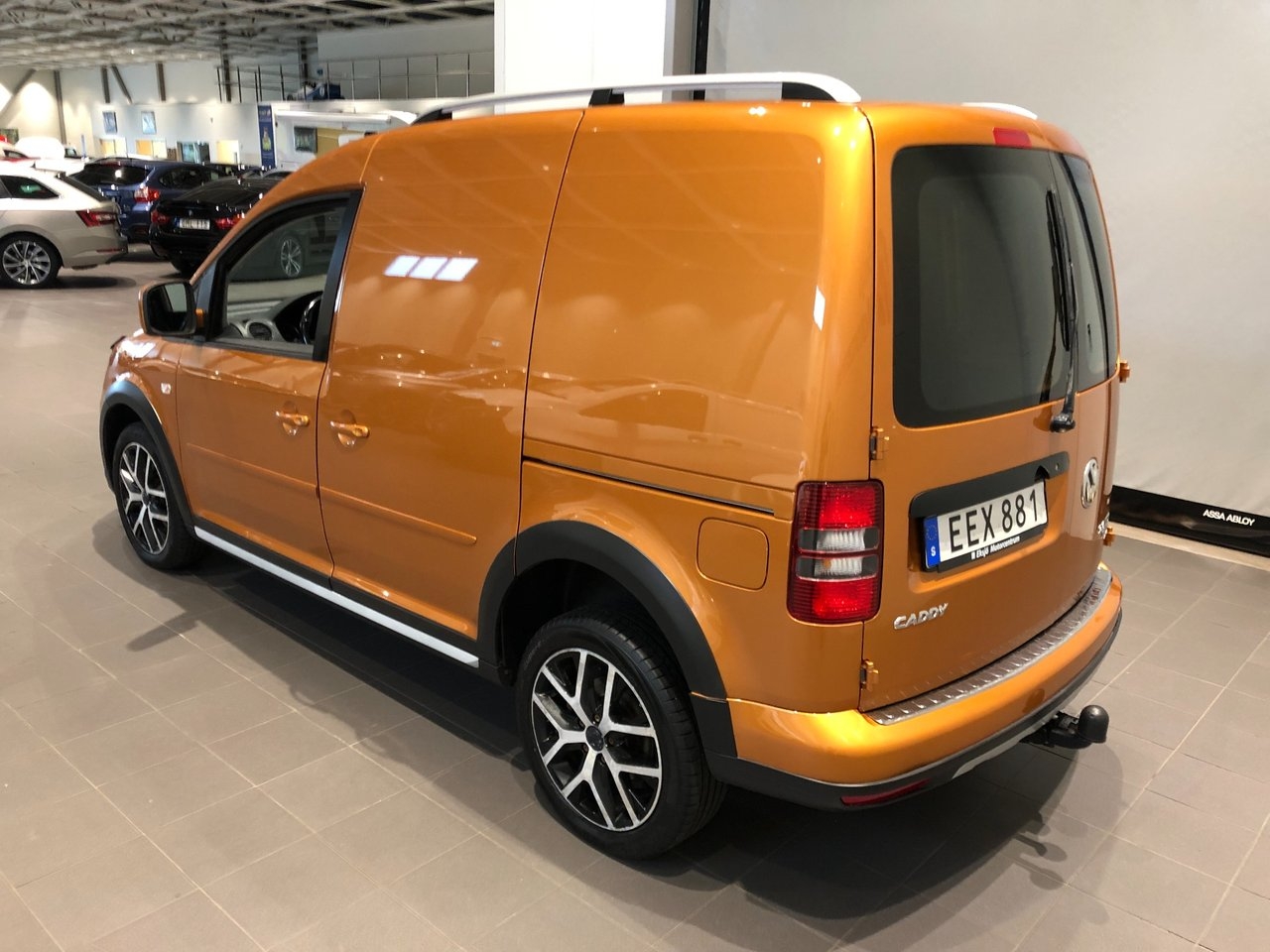 Volkswagen Caddy Cross 2.0 TDI 2014, kuva 4/9
