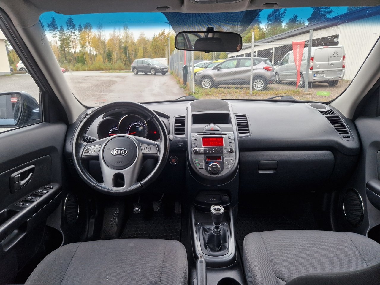 Kia Soul 1.6 2011, bild 7/8