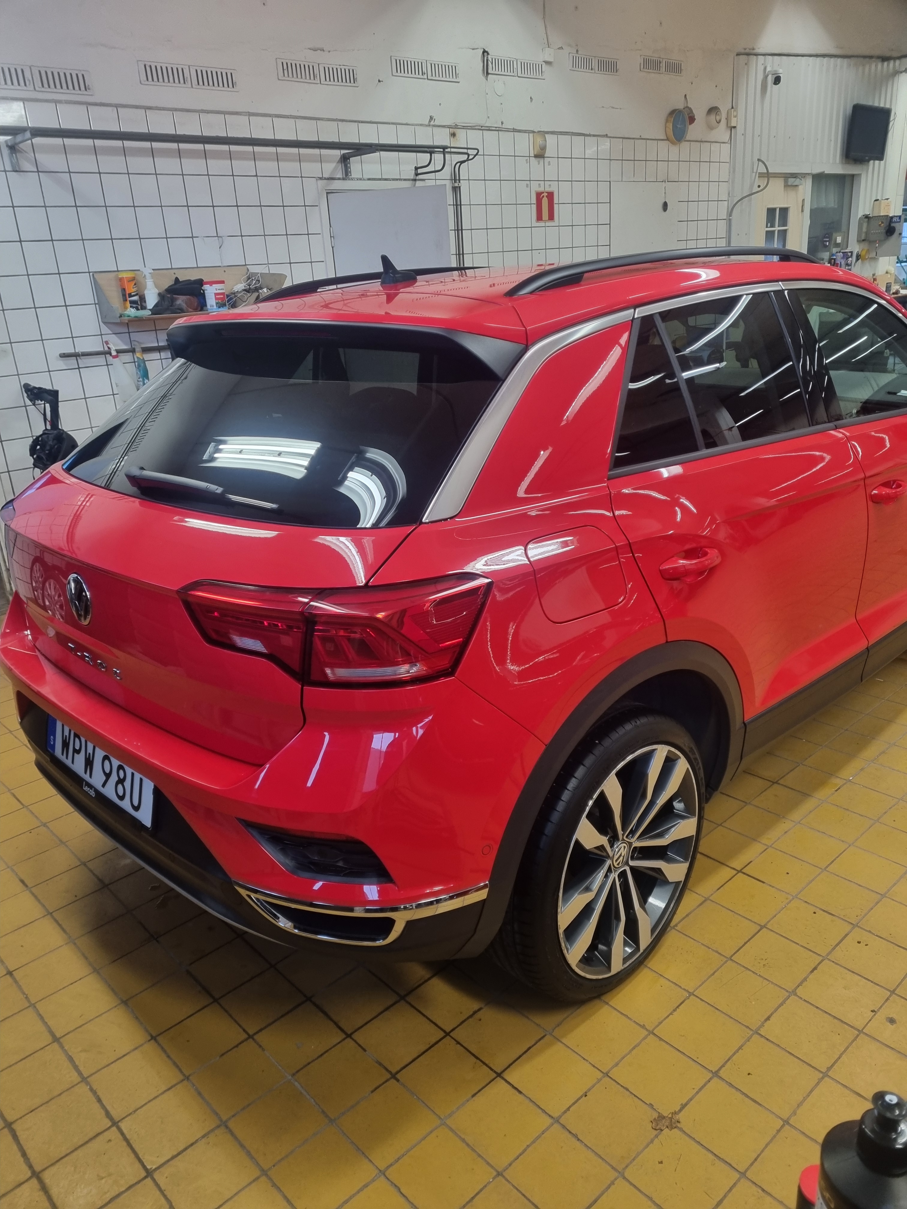 Volkswagen T-Roc 1.5 TSI 2020, photo 3/7