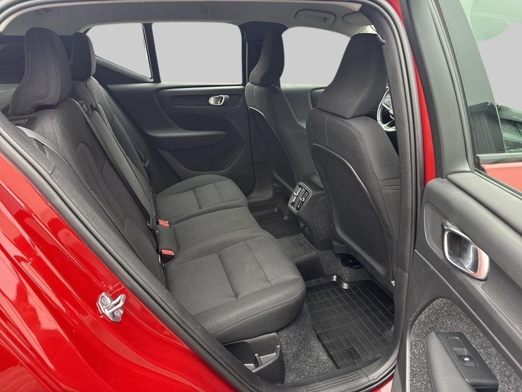 Volvo XC40 T3 Momentum 2020, bild 7/10