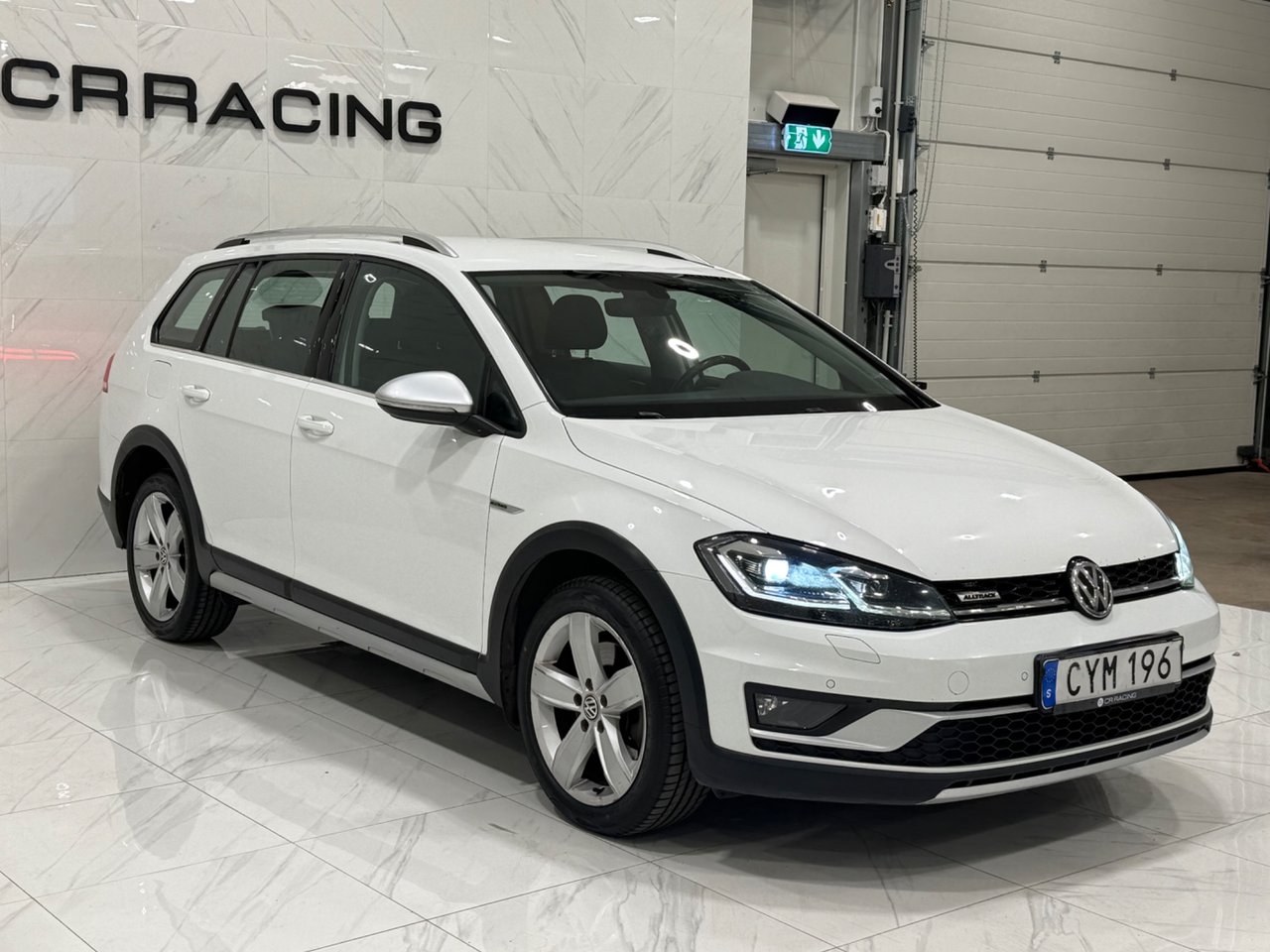 Volkswagen Golf Alltrack 1.8 TSI 2018, bild 3/10