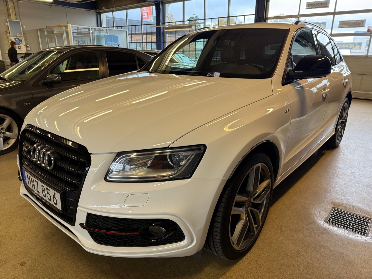 Audi SQ5 2015, bild 2/10