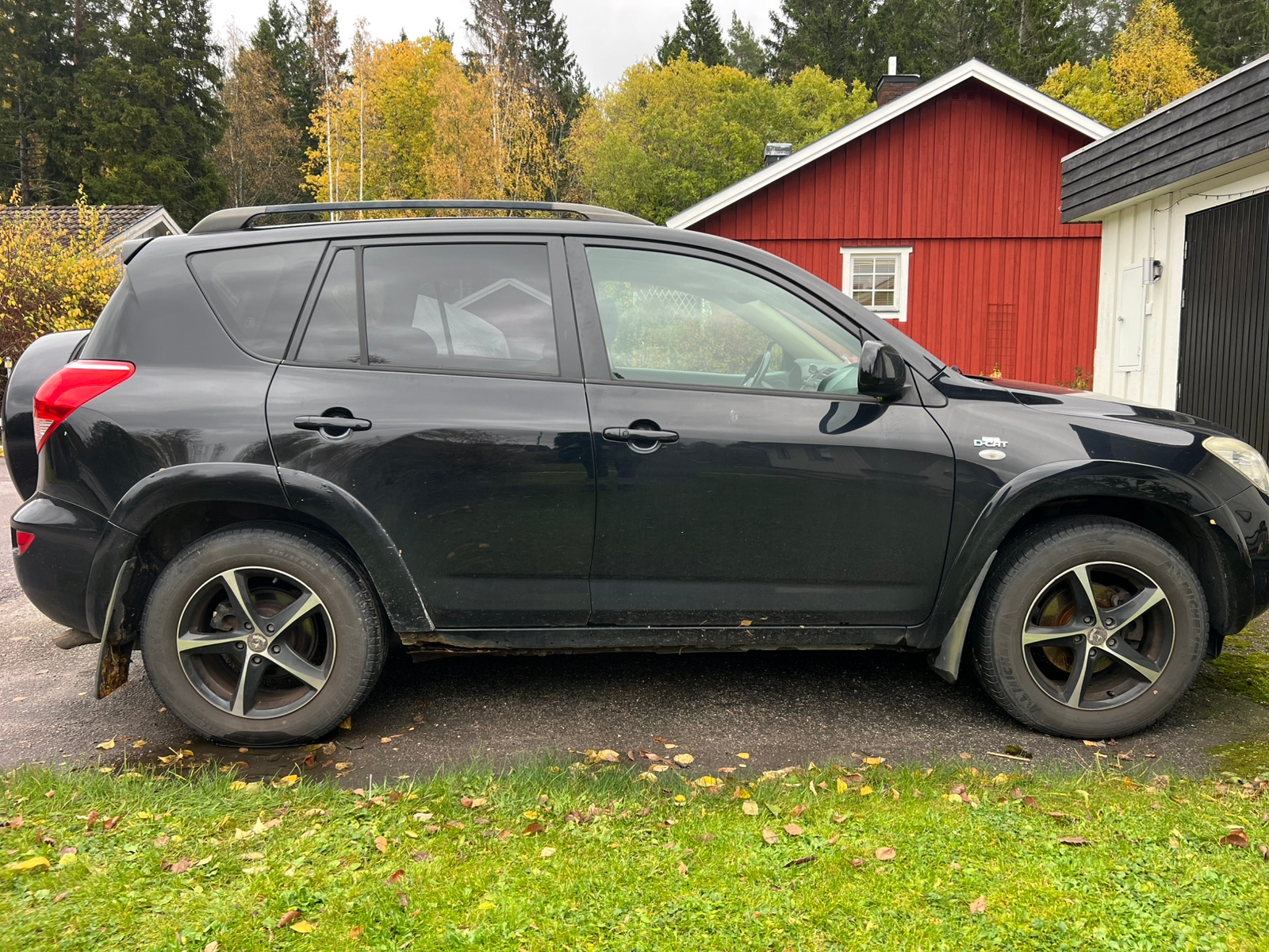 Toyota RAV4 2.2 D-CAT 2006, bild 2/6