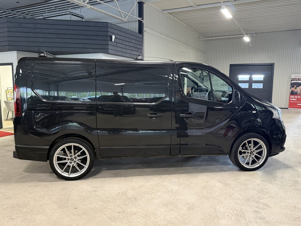 Renault Trafic dCi 140 2015, photo 3/8