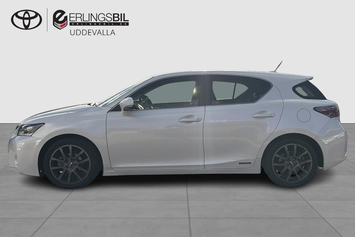Lexus CT 200h Executive 2011, bild 3/10