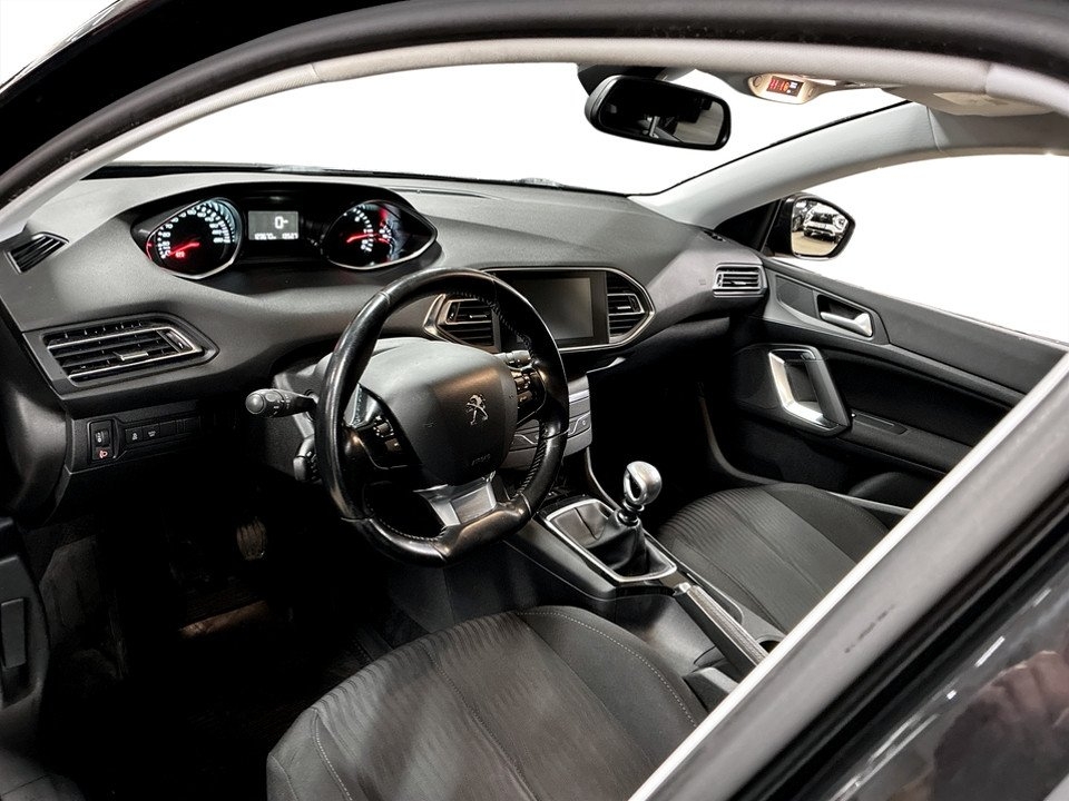 Peugeot 308 2017, bild 4/10