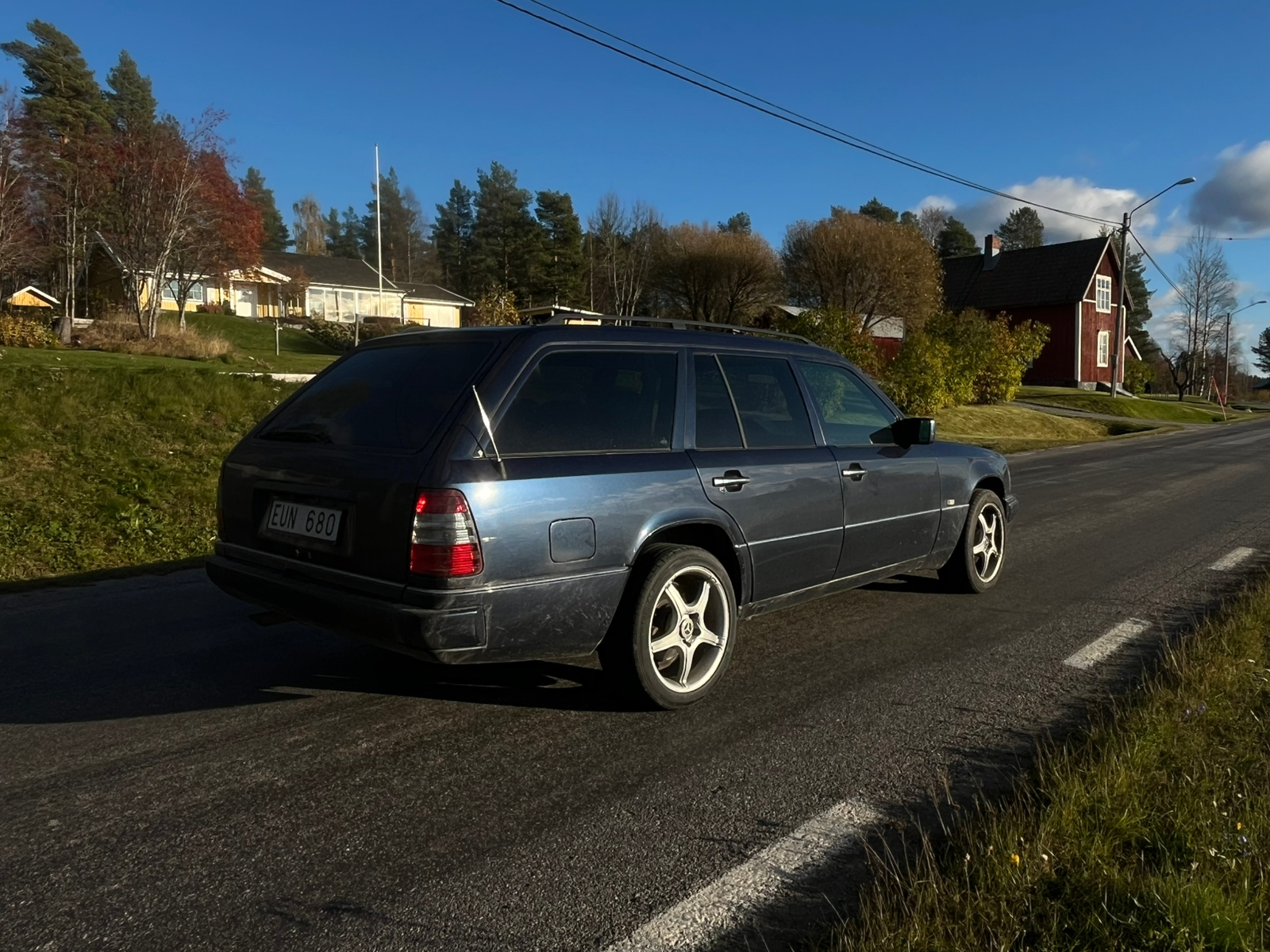 Mercedes-Benz E 1995, bild 4/9