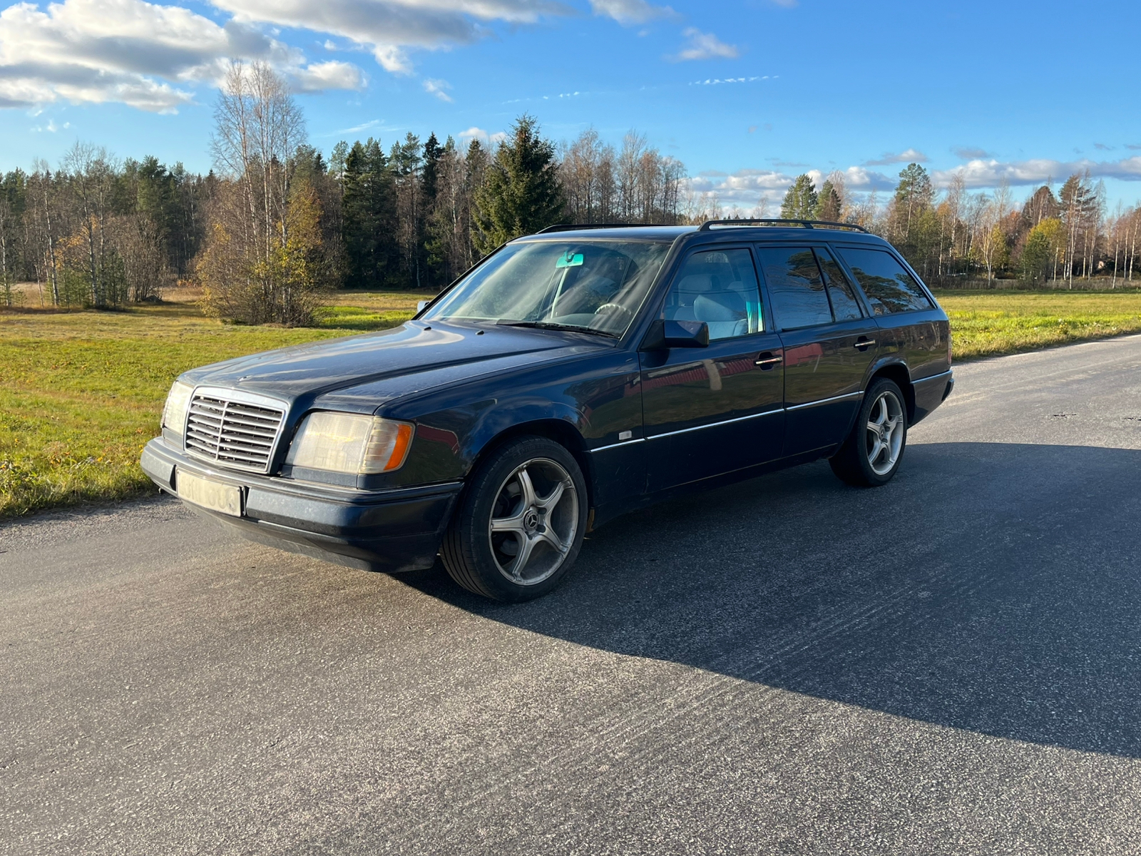 Mercedes-Benz E 1995, bild 2/9