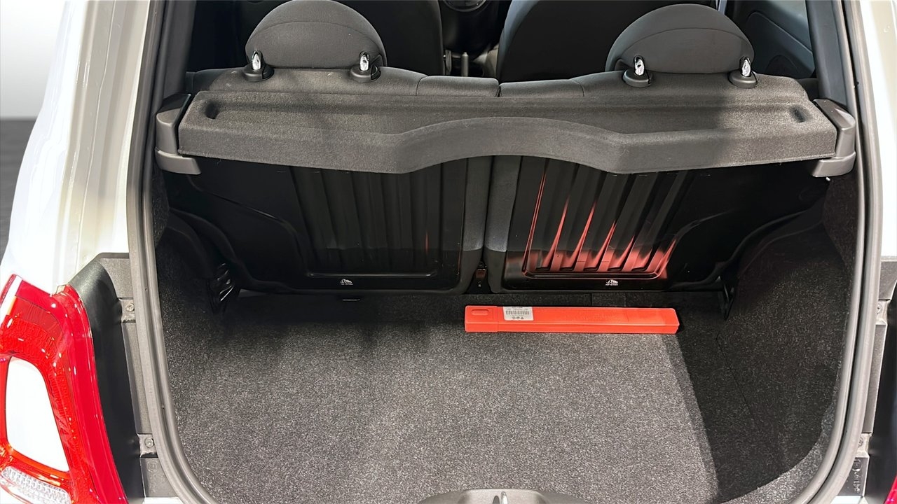 Fiat 500 1.0 GSE Hybrid 2024, bild 10/10
