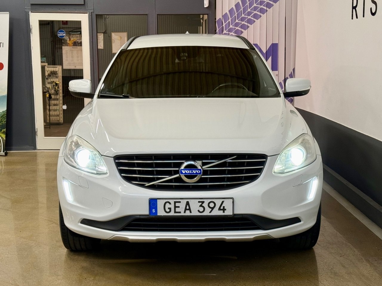 Volvo XC60 D4 Momentum Business Edition 2015, bild 5/10