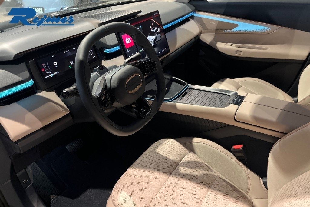 Lynk & Co 08 More PHEV 2026, bild 6/10