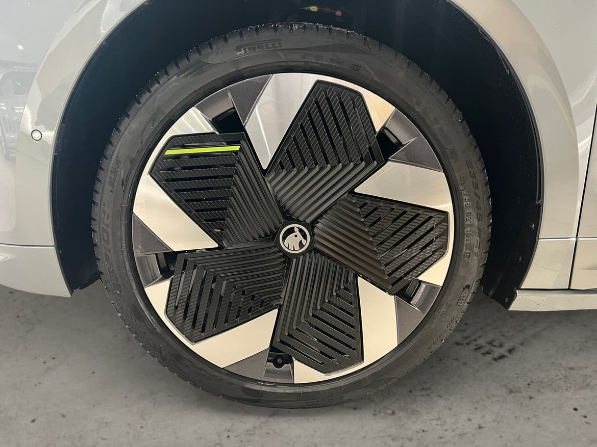 Skoda Enyaq RS 2027, bild 6/10
