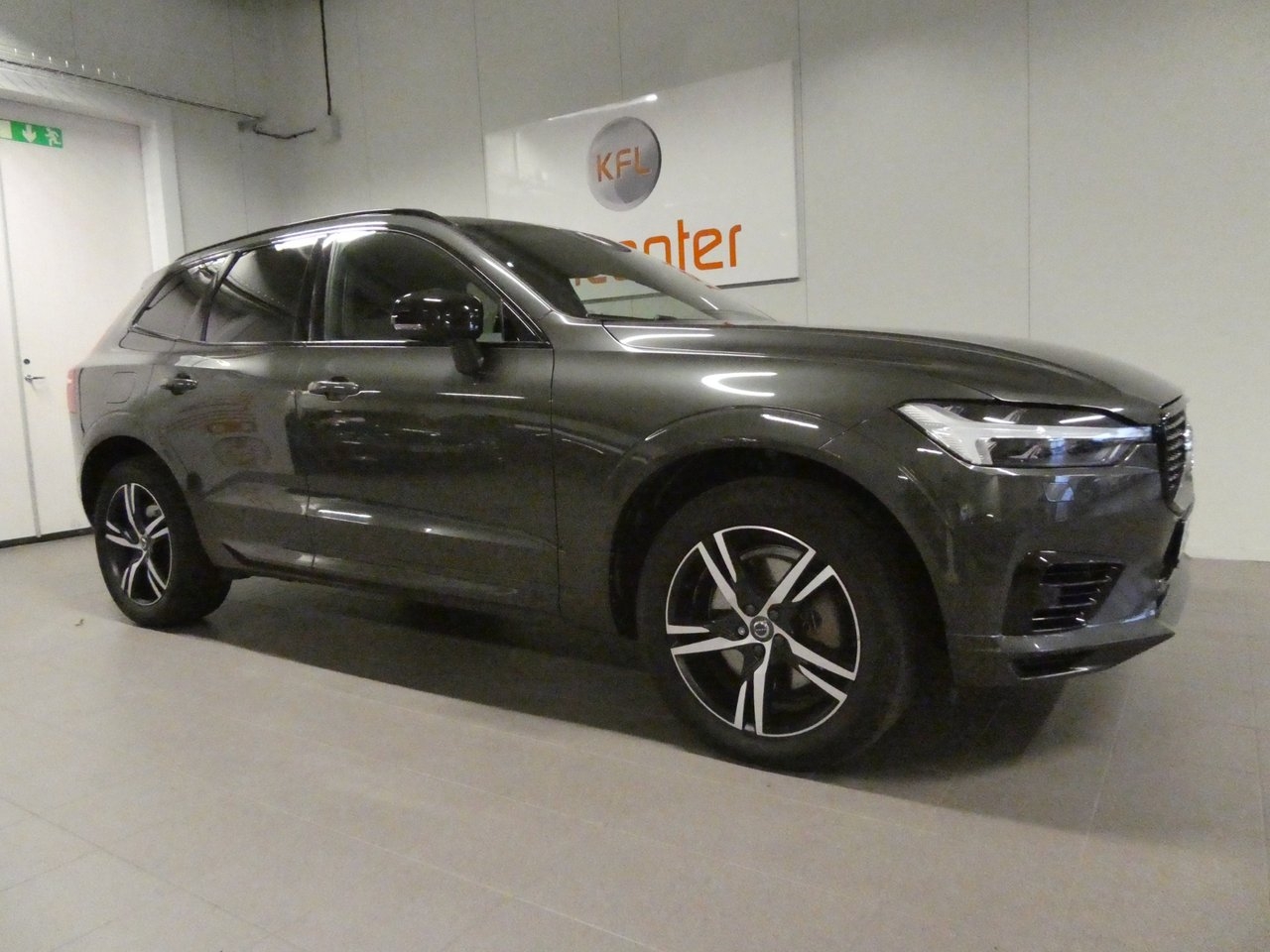 Volvo XC60 T6 R Design 2021, bild 3/10