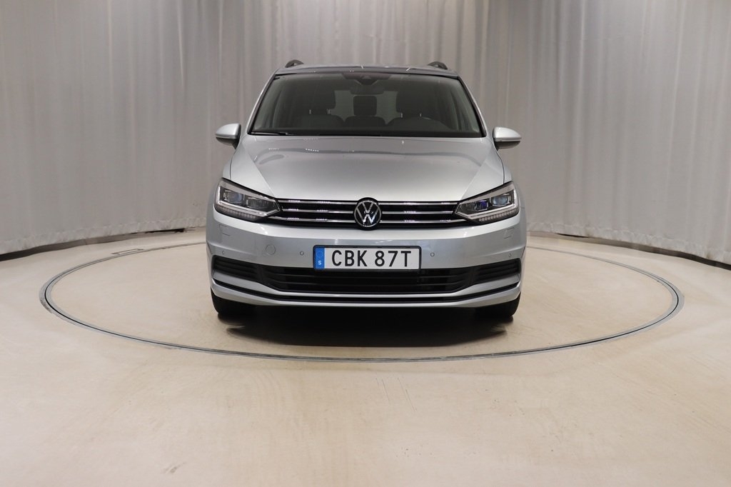 Volkswagen Touran 1.5 TSI 2025, bild 2/10