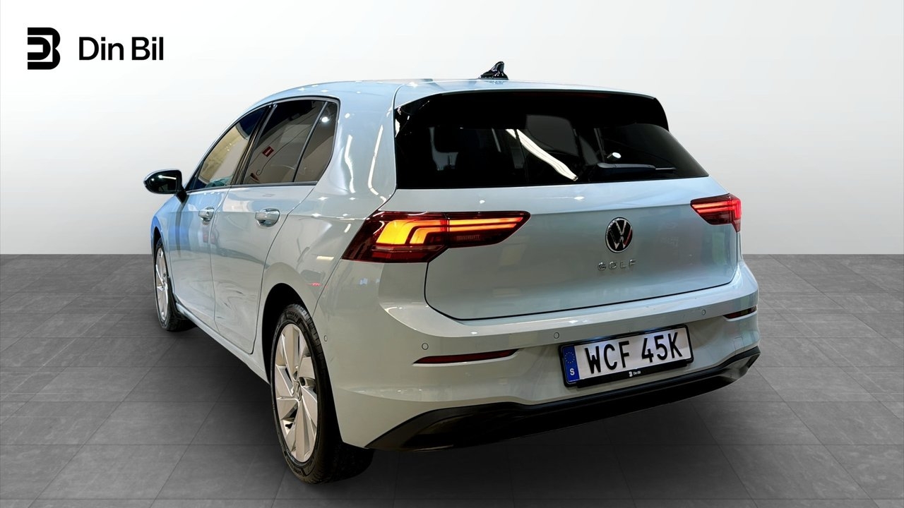 Volkswagen Golf 1.5 TSI Life 2025, bild 3/10