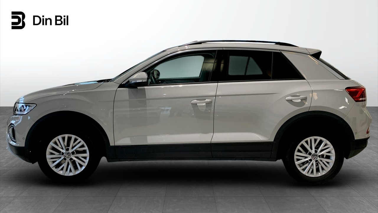 Volkswagen T-Roc 1.5 TSI 2024, photo 2/10