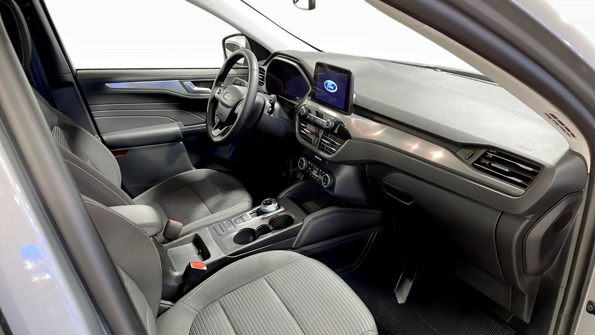 Ford Kuga 2.5 Plugin-Hybrid Titanium 2024, bild 3/9