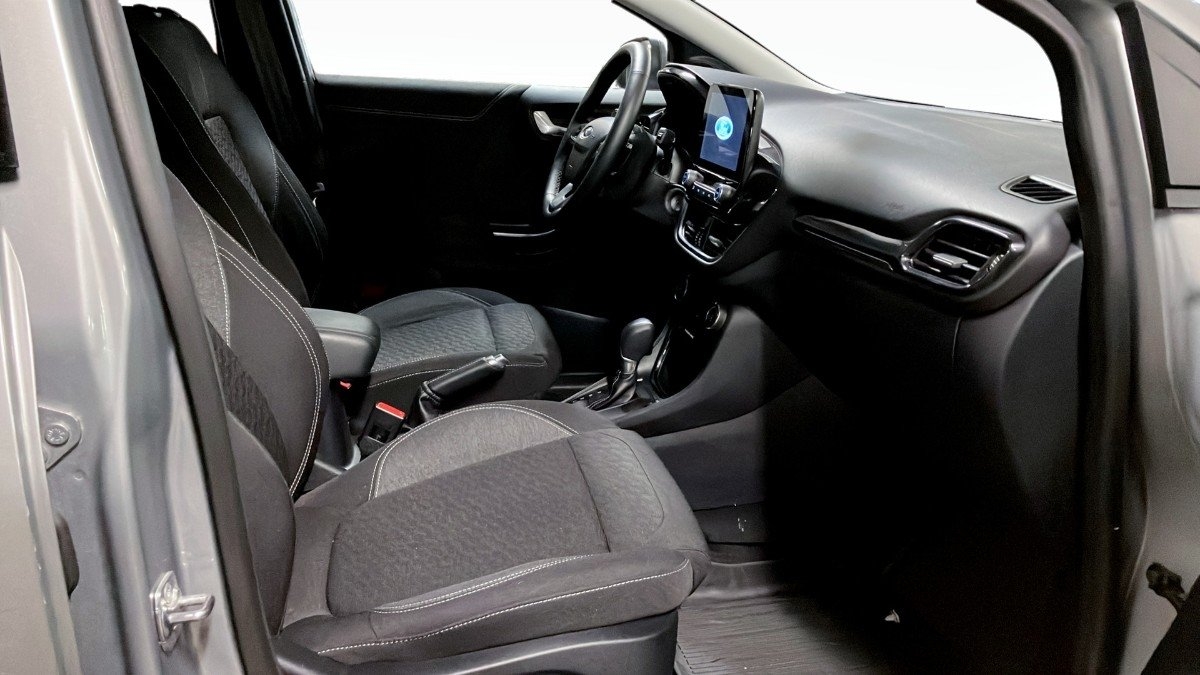 Ford Puma 1.0 EcoBoost Hybrid Titanium 2024, bild 3/9