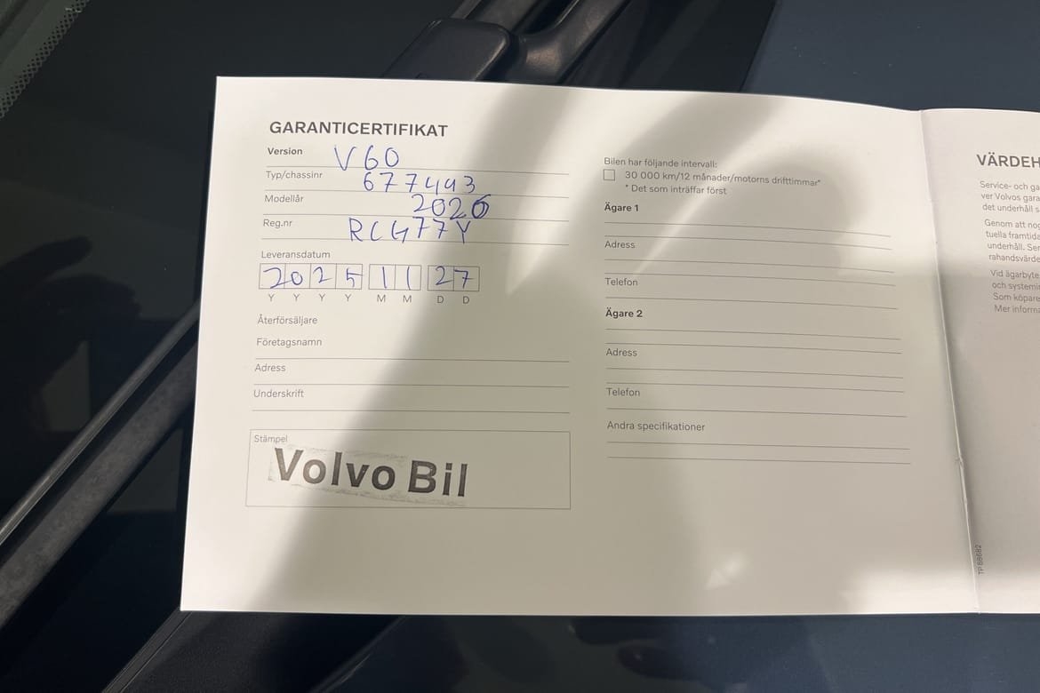 Volvo V60 T6 Plus Dark Nordic 2026, photo 13/14