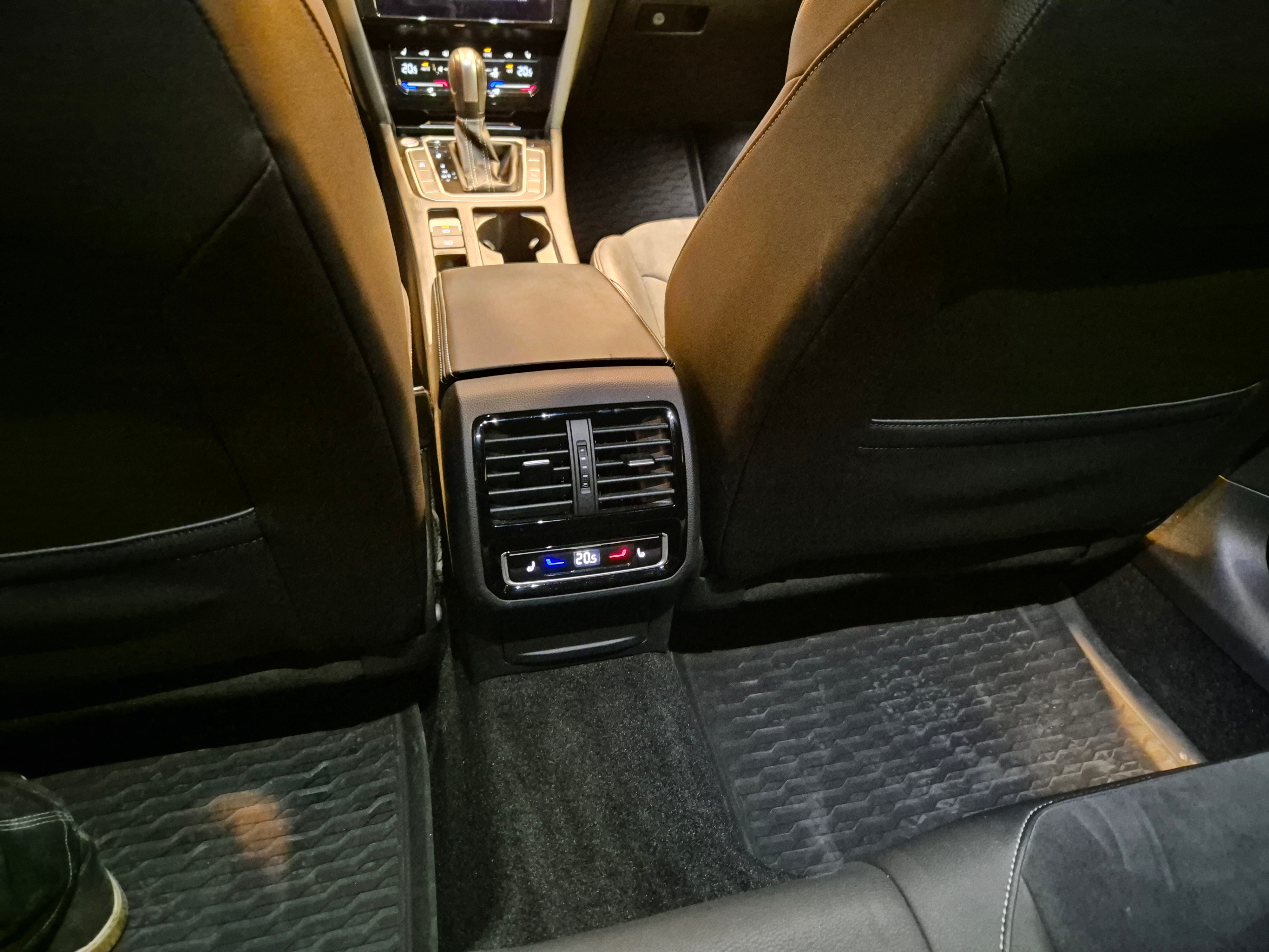 Volkswagen Arteon 2.0 TDI SCR 2022, bild 5/6