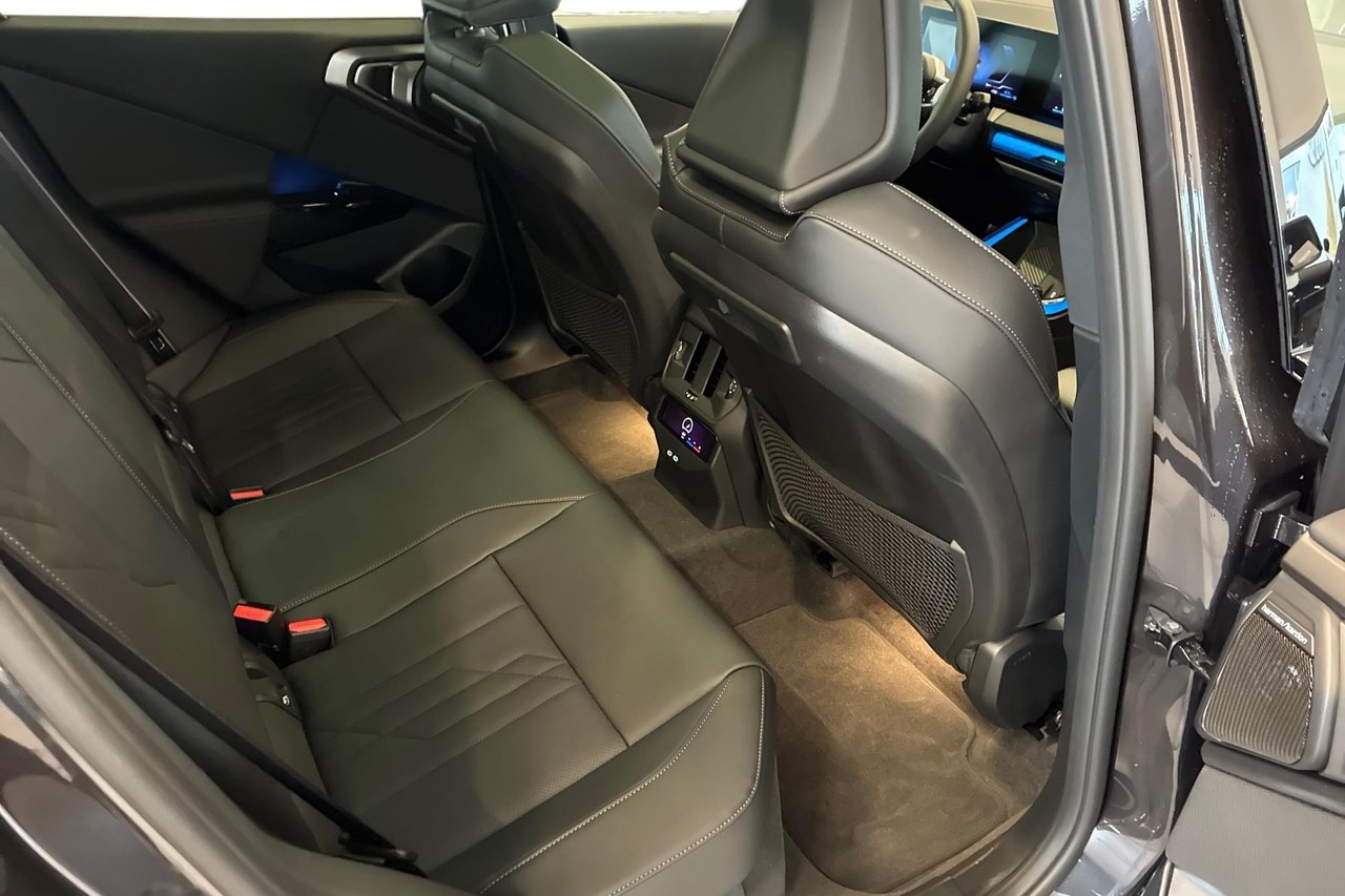 BMW X3 30e M Sport 2026, bild 7/10