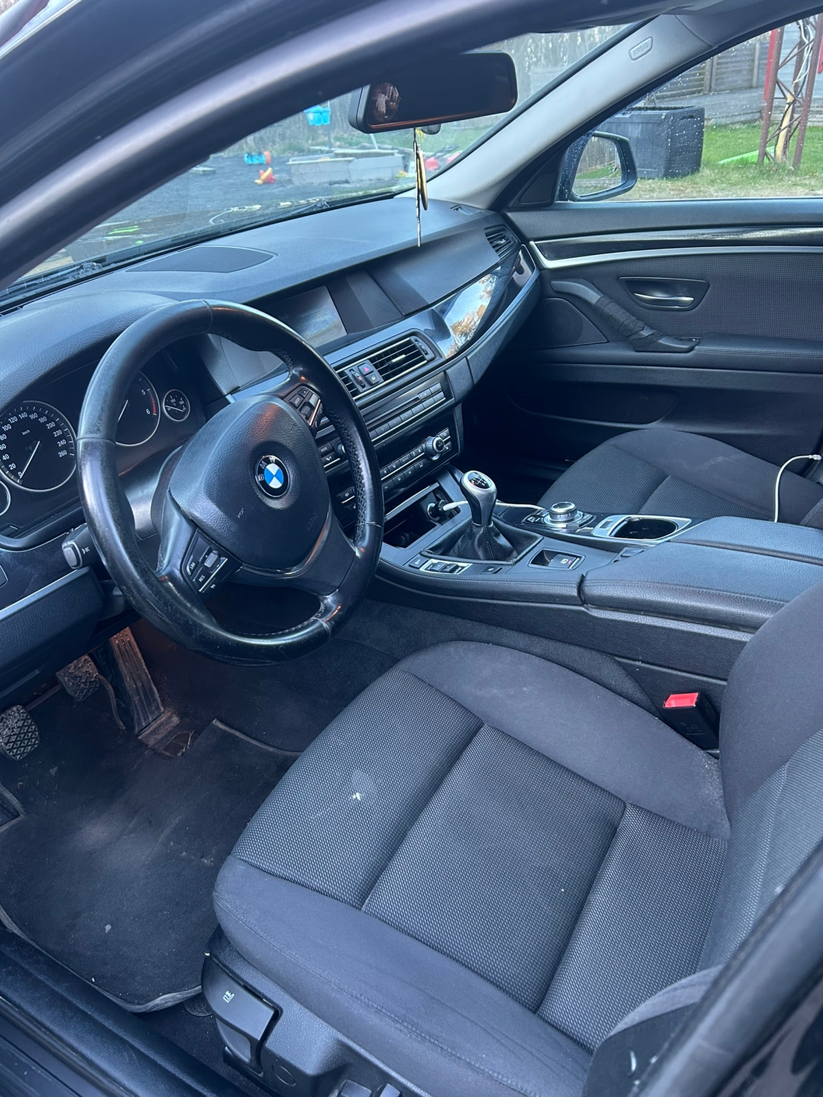 BMW 520d 2013, bild 5/6