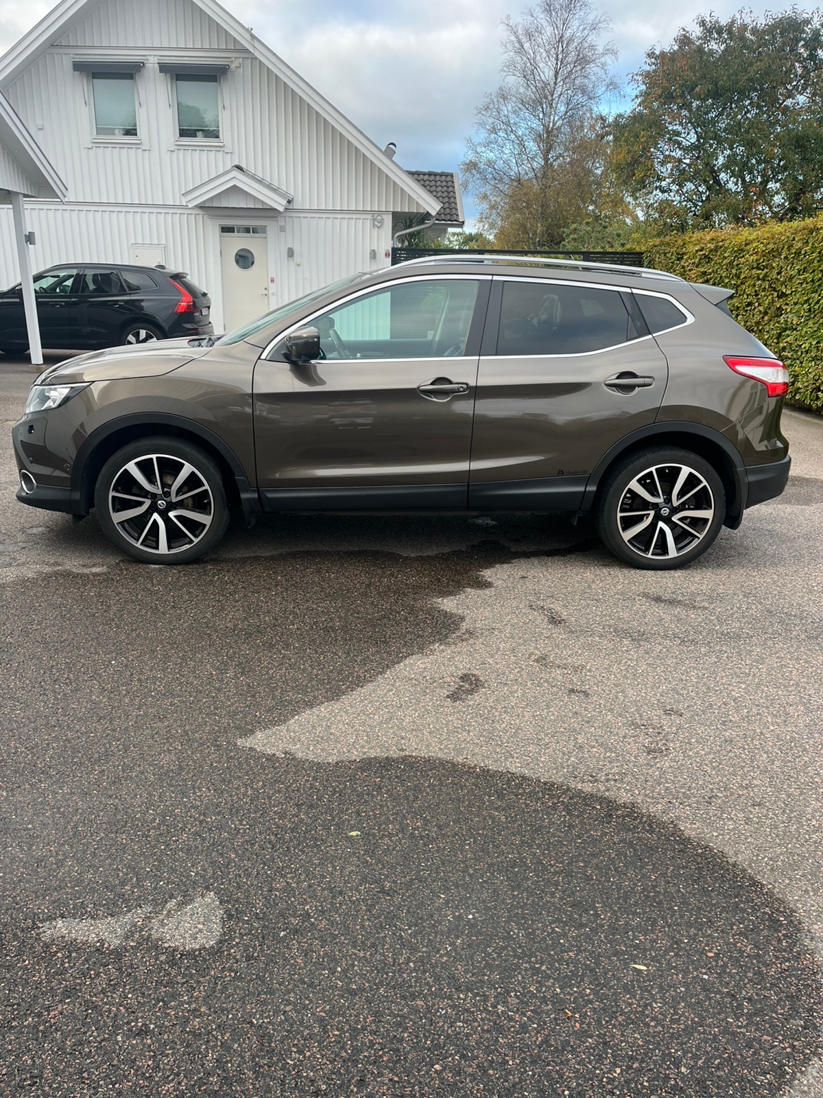Nissan Qashqai 1.2 DIG-T Manuell 2017, bild 2/10