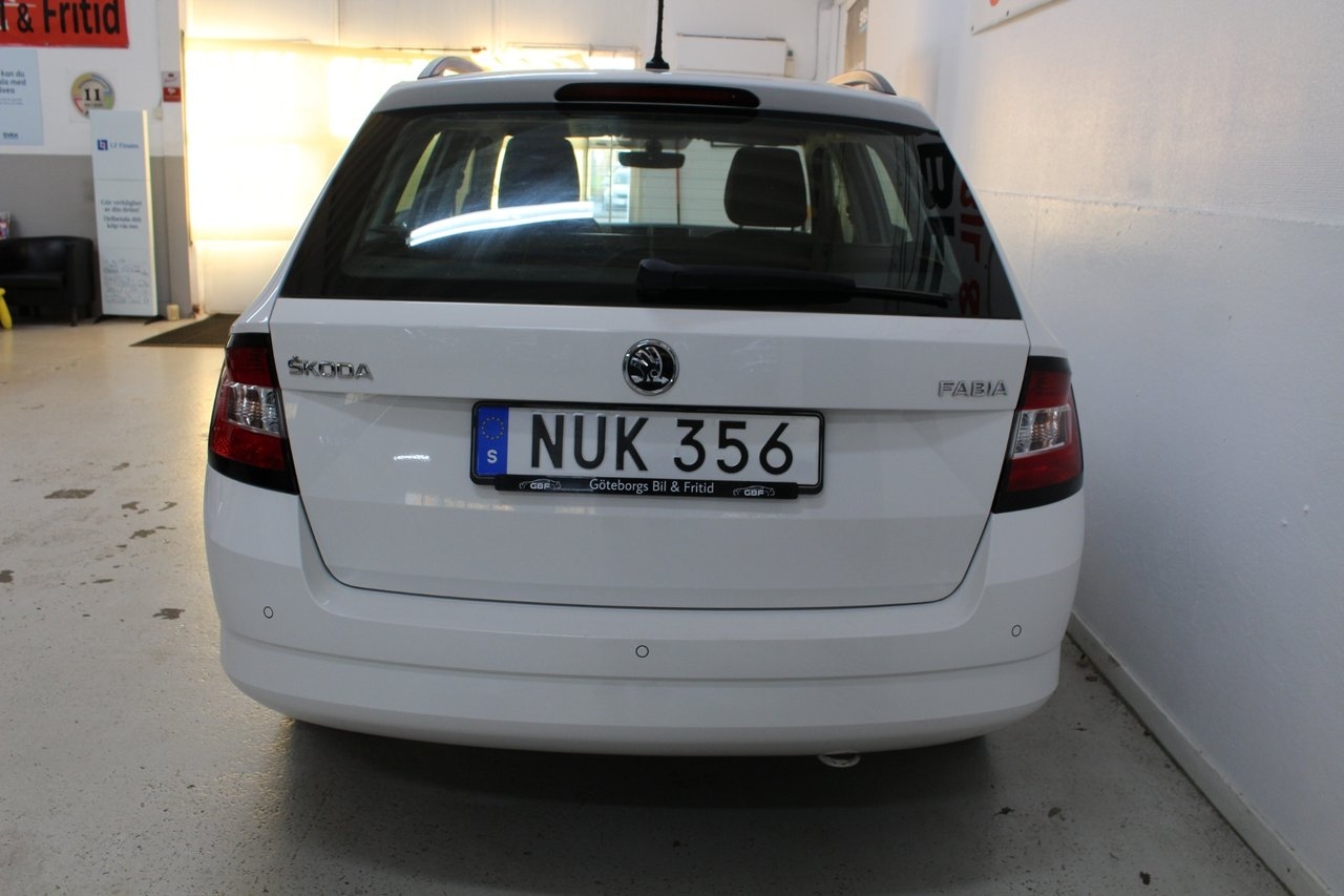 Skoda Fabia 1.2 TSI Style 2016, bild 5/10